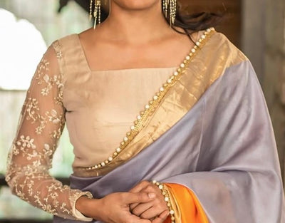 Square NeckAngular neckline with straight edges, elegant and neat.