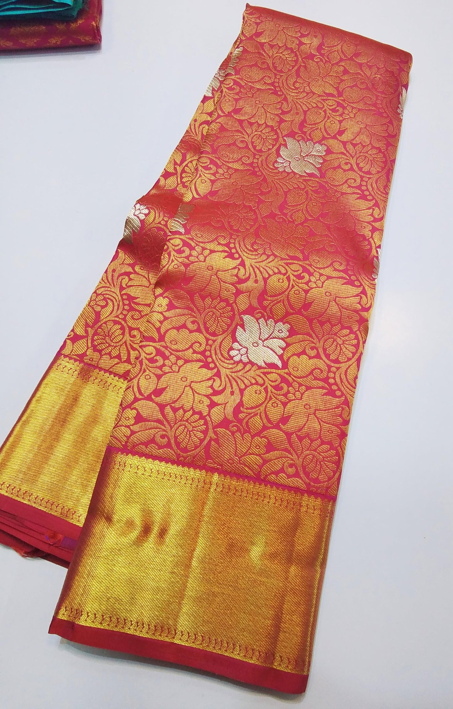 Kanjivaram Sarees – Pure Handwoven Silk Sarees | Studio Ribbons