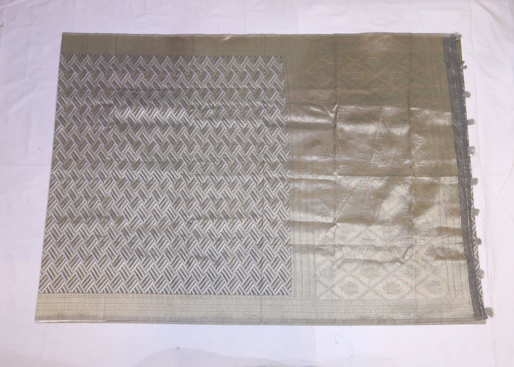 Semi Banarasi Saree