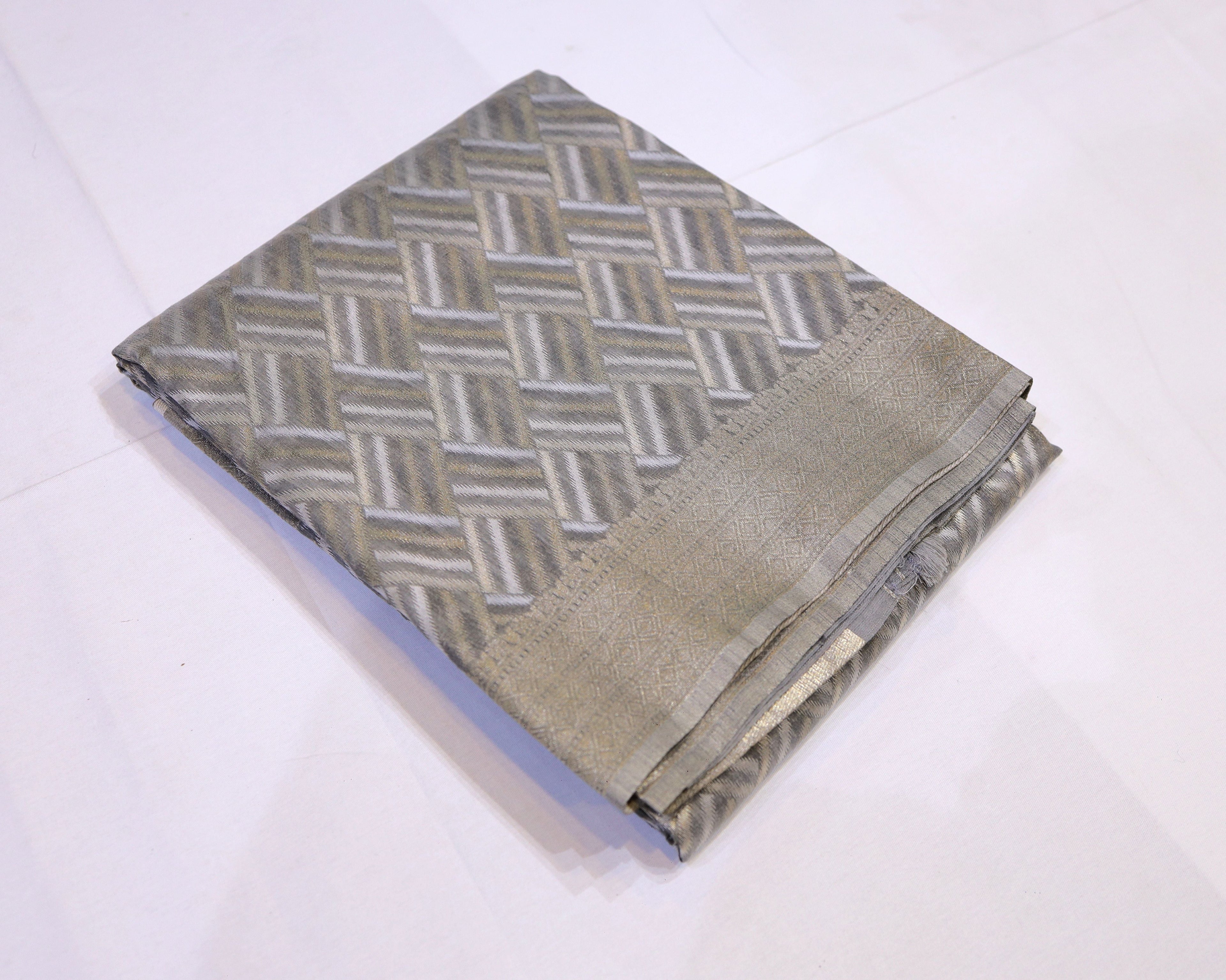 Semi Banarasi Saree