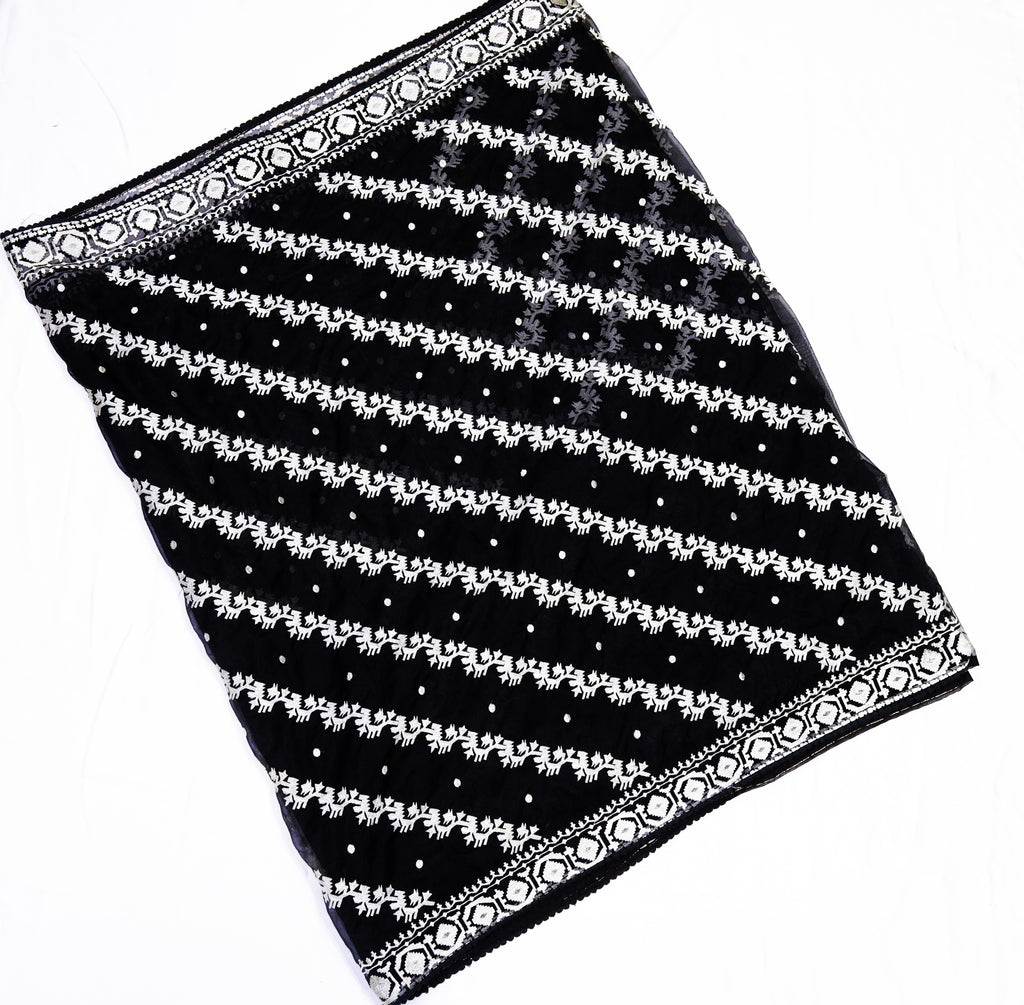 Organza Saree with Thread Embroidery
