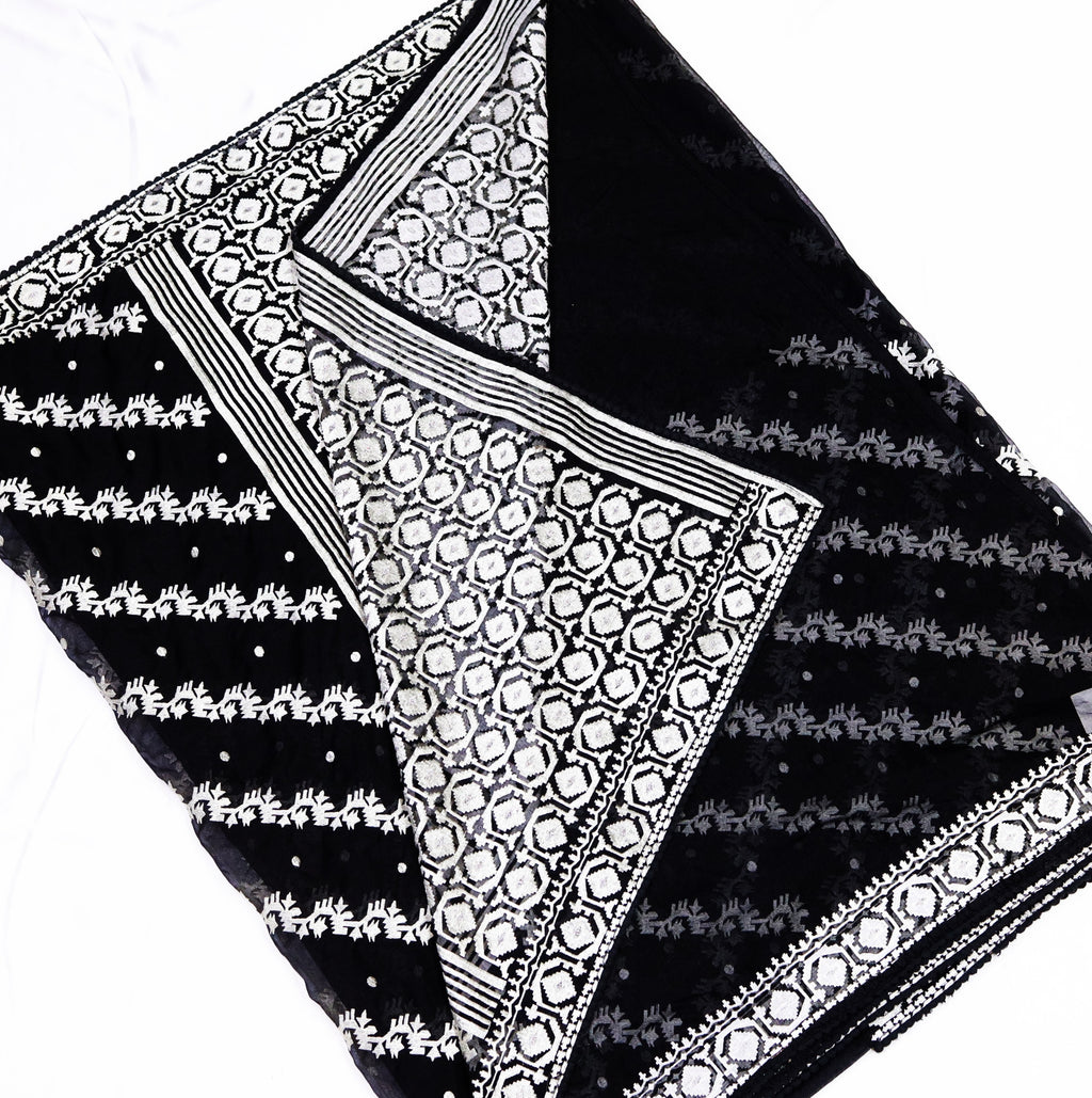 Organza Saree with Thread Embroidery
