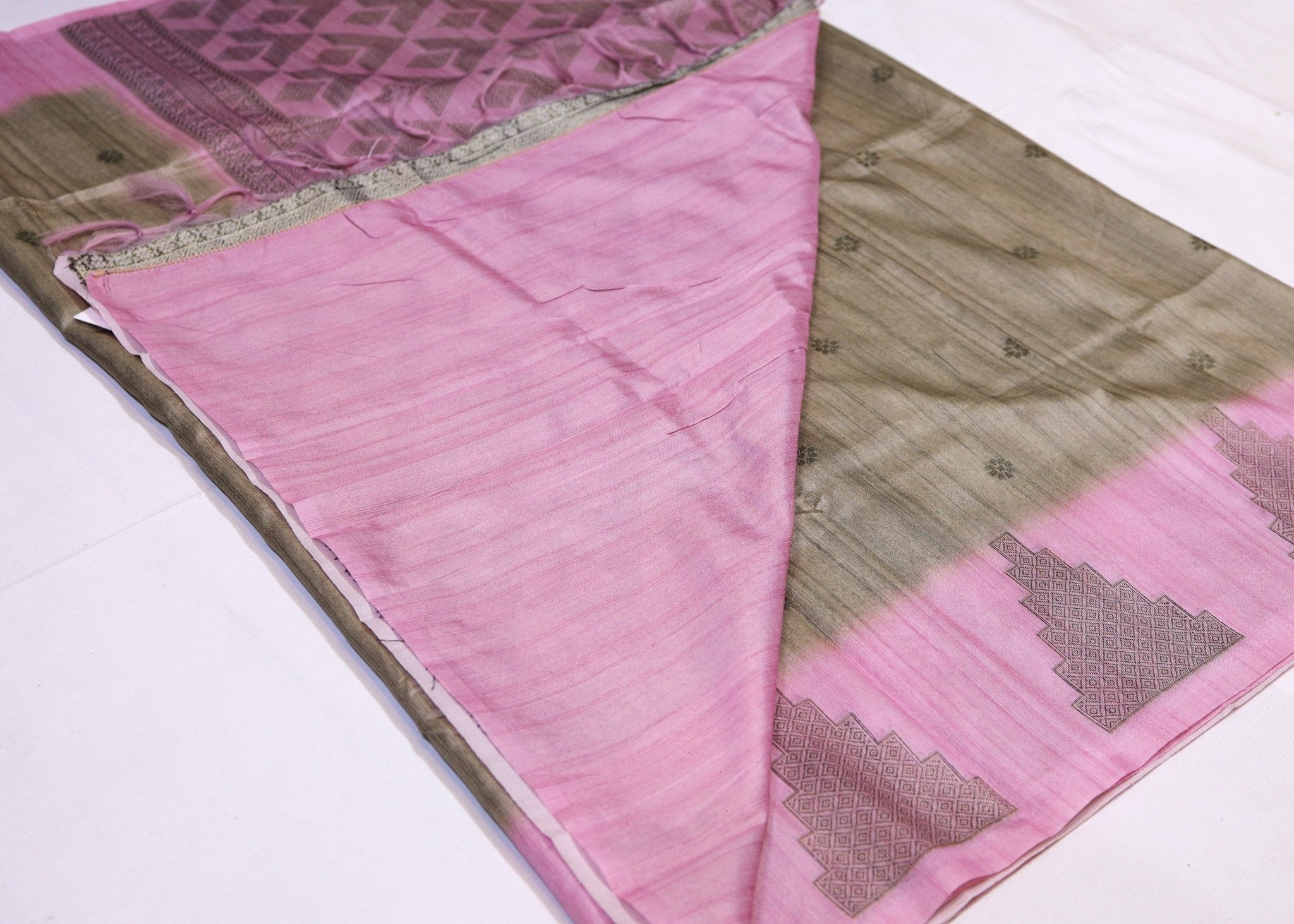Semi Silk Saree - Studio Ribbons