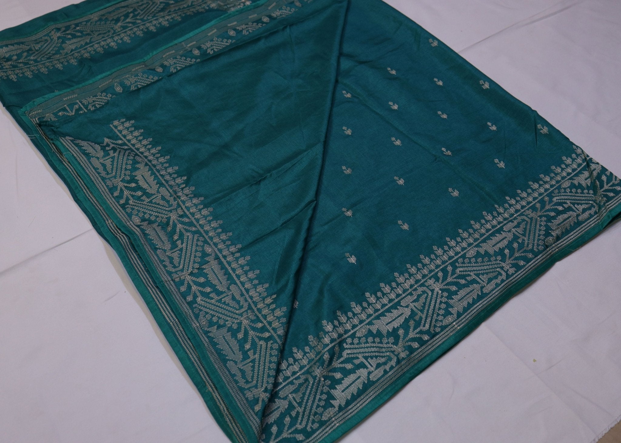 Thread Embroidery Semi Silk Saree - Studio Ribbons